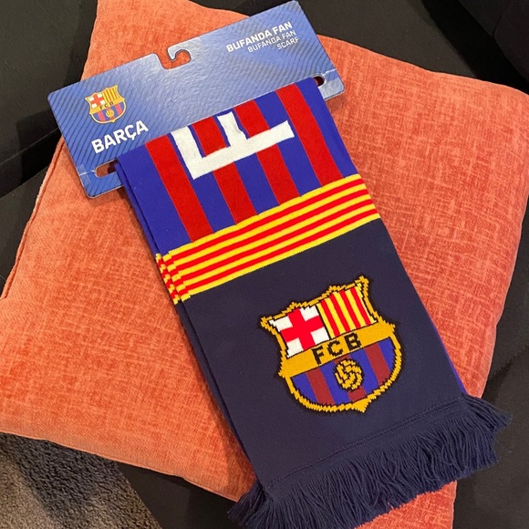 FC Barcelona Blue and Red Fan Scarf - Picture 1 of 3